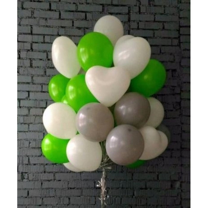 Черно зеленые шарики. Композиции из шаров. Композиция из зеленых шаров. Бело зеленые шары. Зелёные шары воздушные композиции.